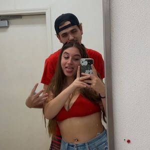 Meet your Posher, Cari